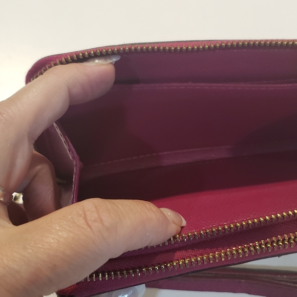 Coach Wallet - Picture 3 of 3